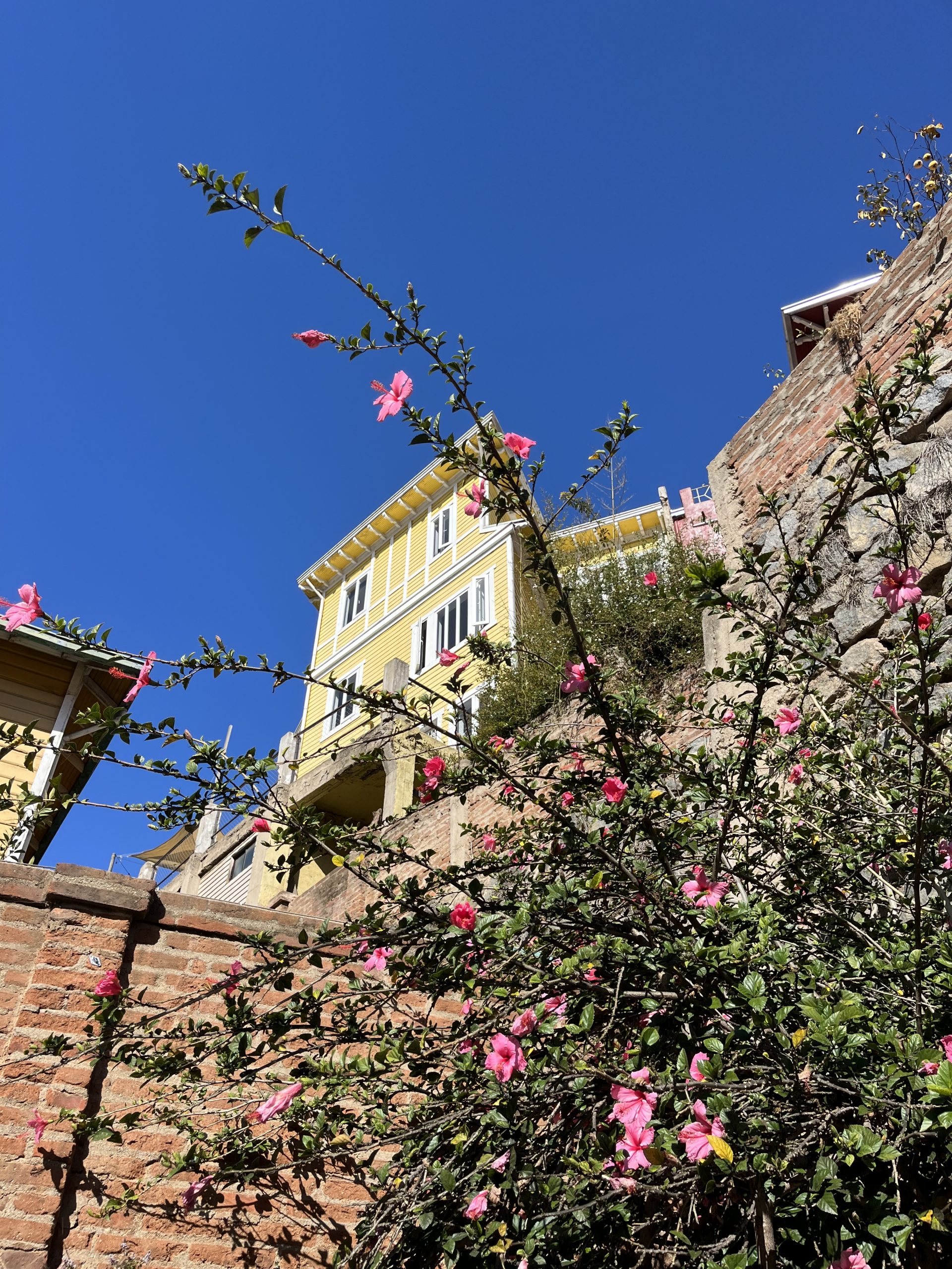 Vue de notre hostel de Valparaiso